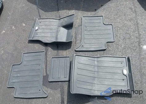 2023 Land Rover Discovery P300 S R-Dynamic из США, поврежденный, VIN SALRT2EX7P2485213